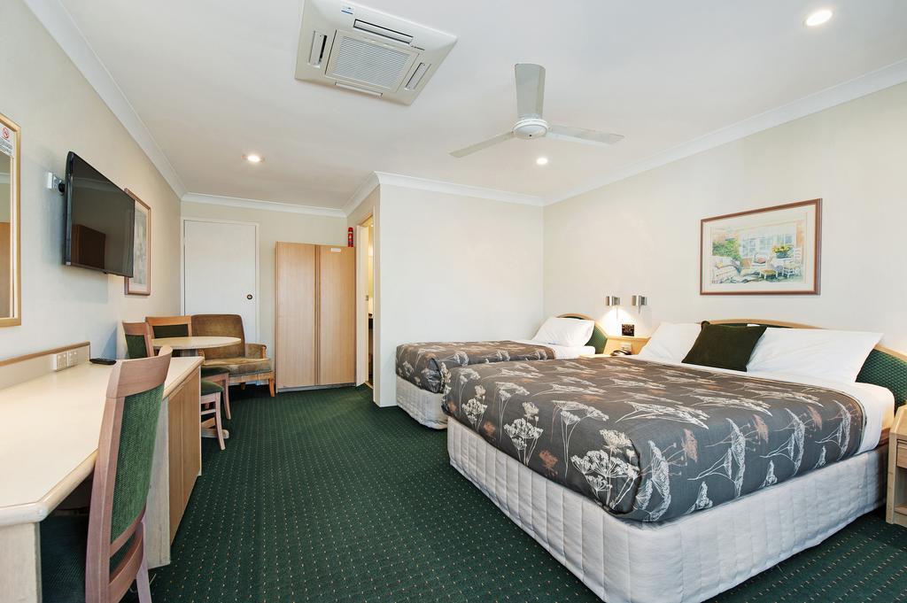 Colonial Terrace Motor Inn Raymond Terrace Kültér fotó