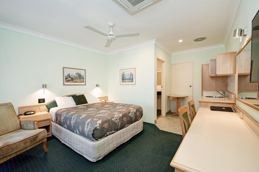 Colonial Terrace Motor Inn Raymond Terrace Kültér fotó