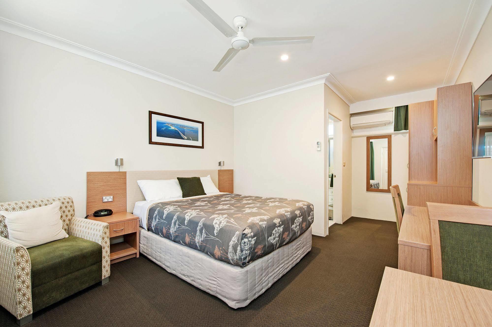 Colonial Terrace Motor Inn Raymond Terrace Kültér fotó