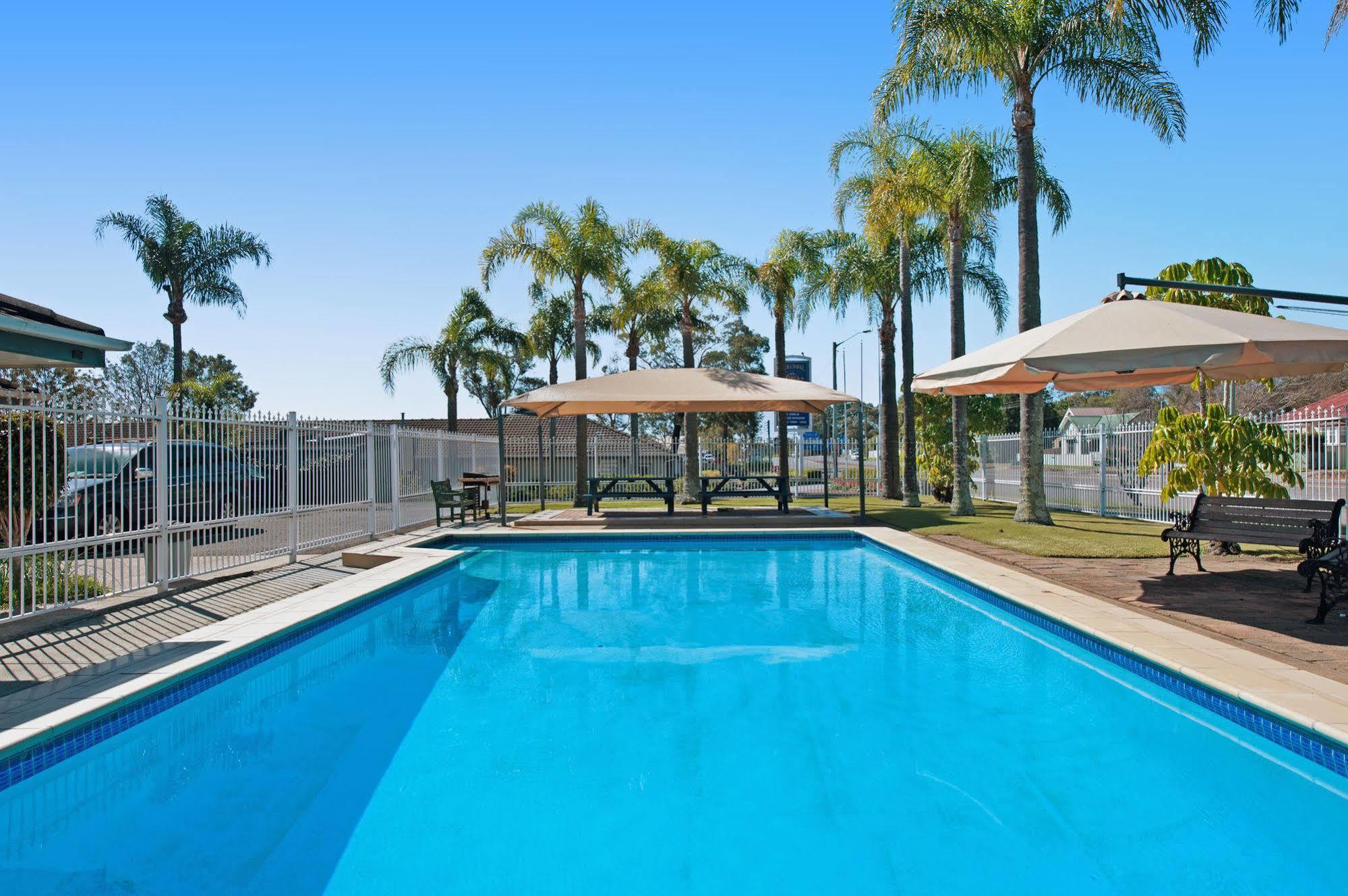 Colonial Terrace Motor Inn Raymond Terrace Kültér fotó